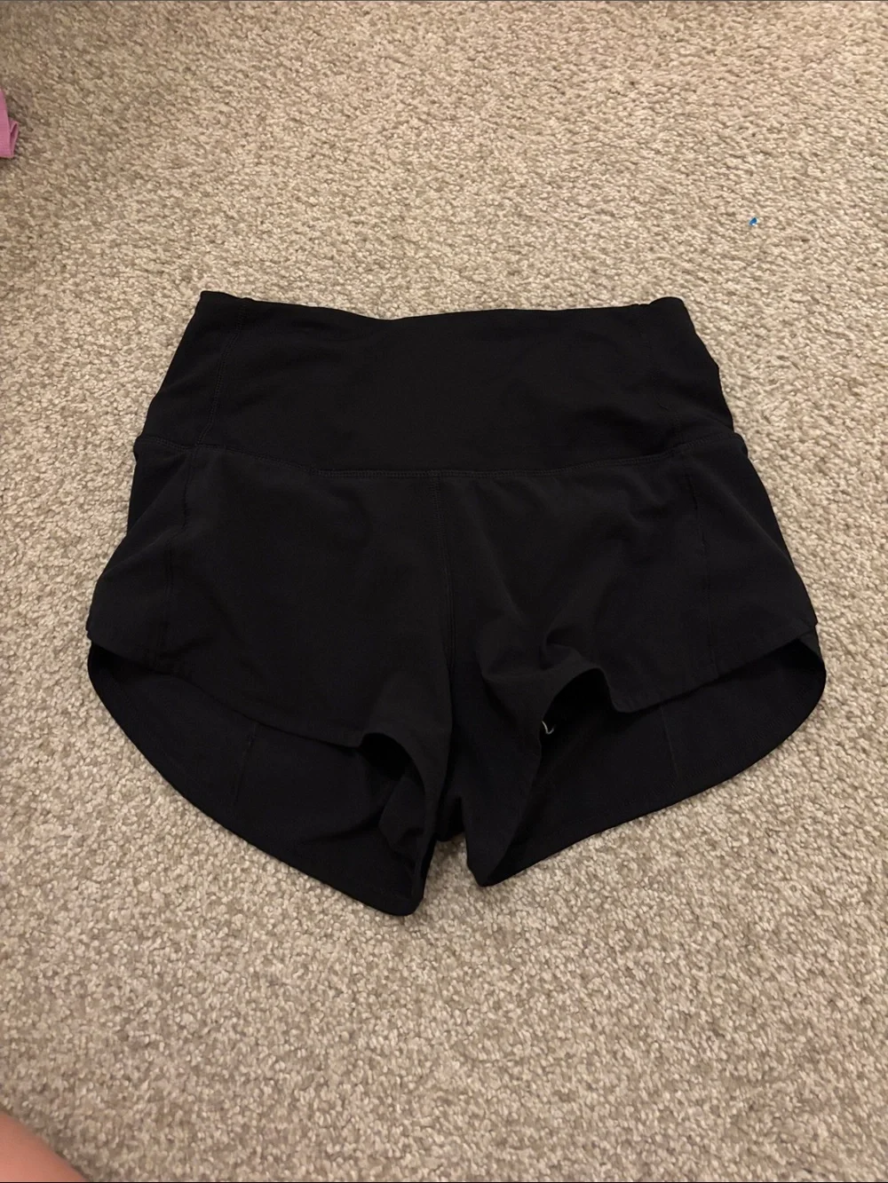 Lululemon black speed up shorts